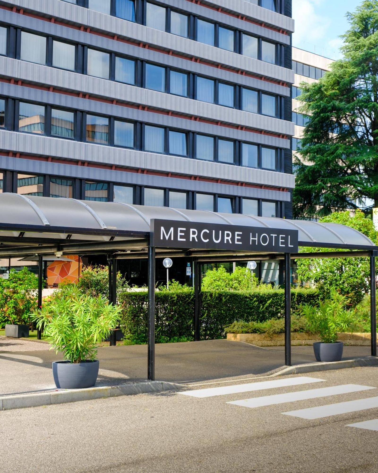 Mercure Milano Agrate Brianza Hotel Exterior photo